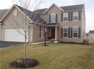 1457 Coral Dr, Farmington, NY 14425