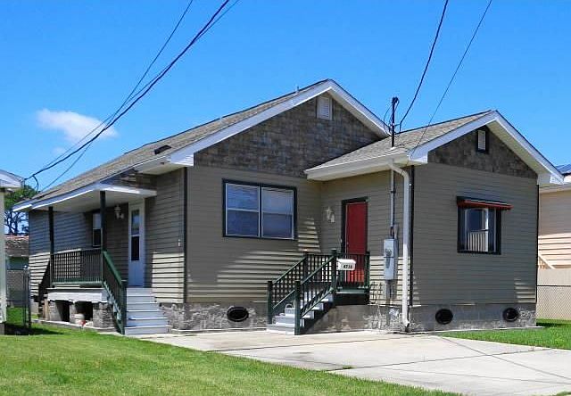 1st image of 4716 Touro St
