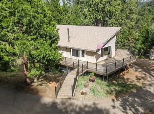 5111 Loch Leven Dr, Pollock Pines, CA 95726