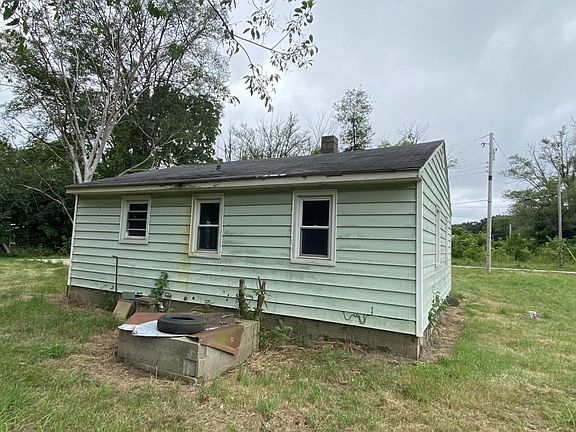 2nd image of 53742 Longwood Dr