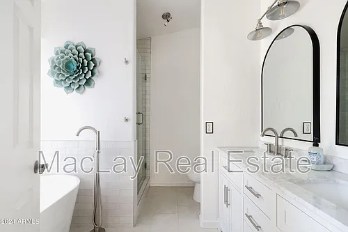 1233 E Sea Gull Dr Photo 1