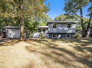 2315 Holliday Dr SW, Wyoming, MI 49519