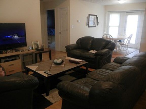 2nd image of 135 Mulberry Ln #1