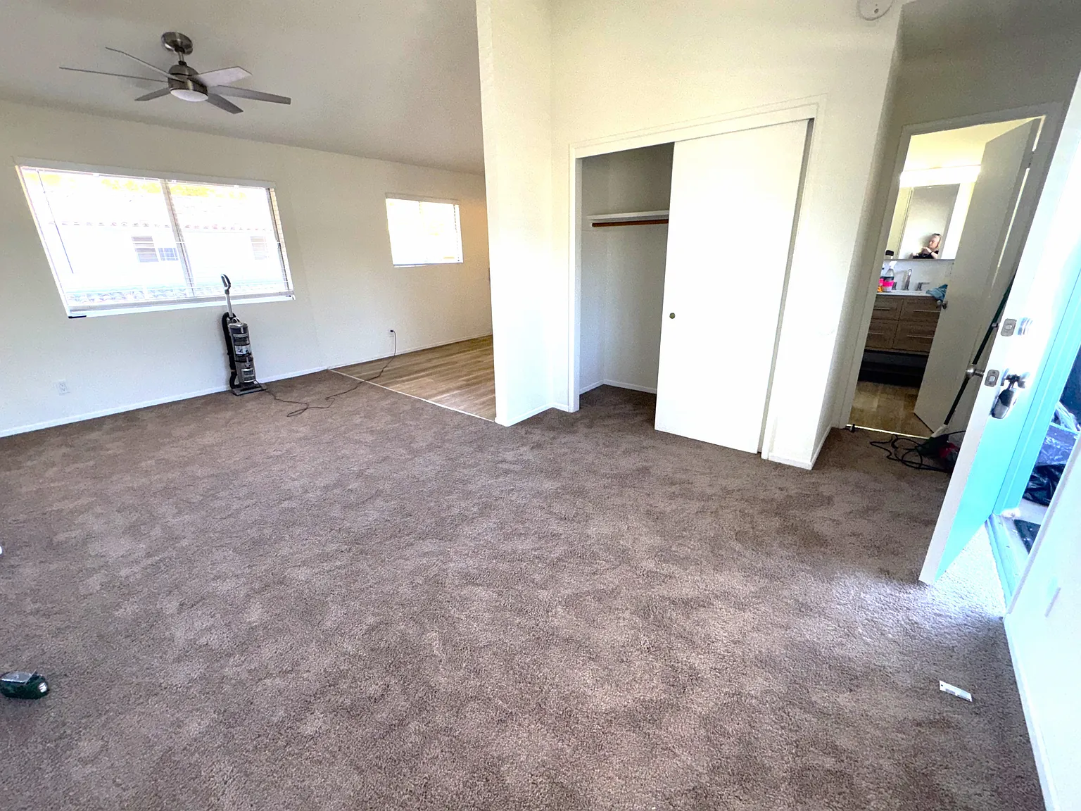 Studio, $2,195 — Photo 3
