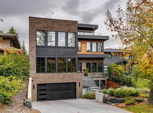 4116 N Crestview Rd SW, Calgary, AB T2T 2L4