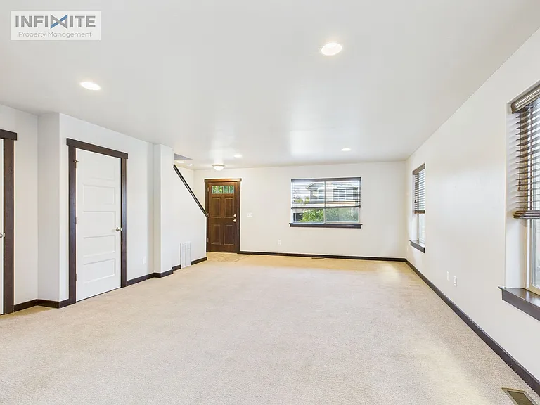 3662 Potosi St — Photo 4