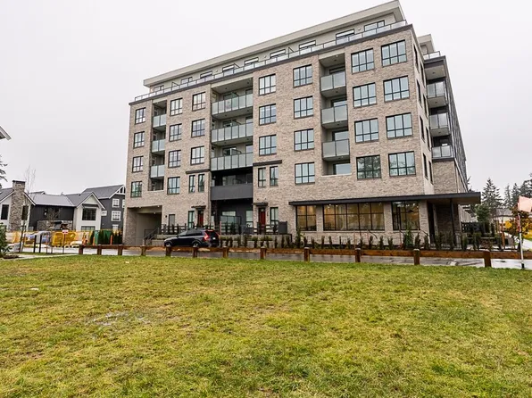 15738 85th Ave #506, Surrey, BC V4N 3G8