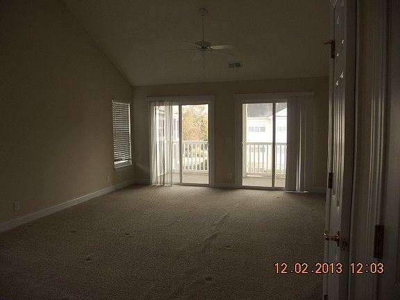5th image of 619 Woodmoor Dr Unit 301
