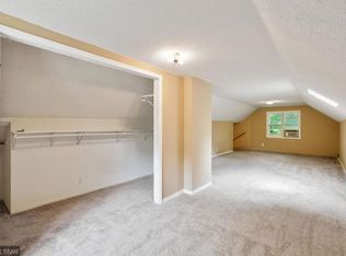 846 22nd Ave SE, Minneapolis, MN 55414