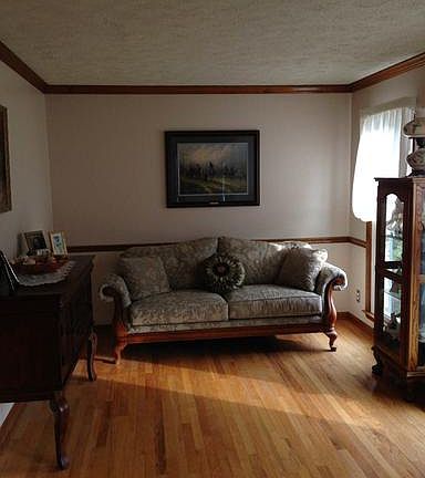 4th image of 10515 Edinburgh Dr