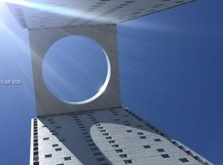500 Brickell Ave, Miami, FL 33131