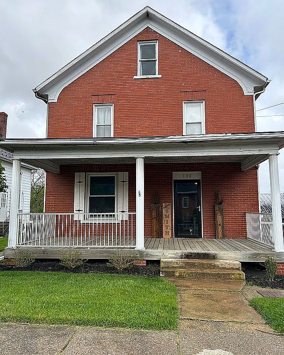 1st image of 132 Main St