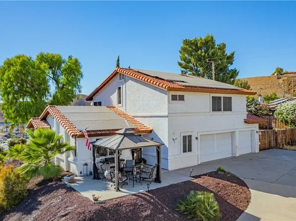 29000 Vacation Dr, Canyon Lake, CA 92587