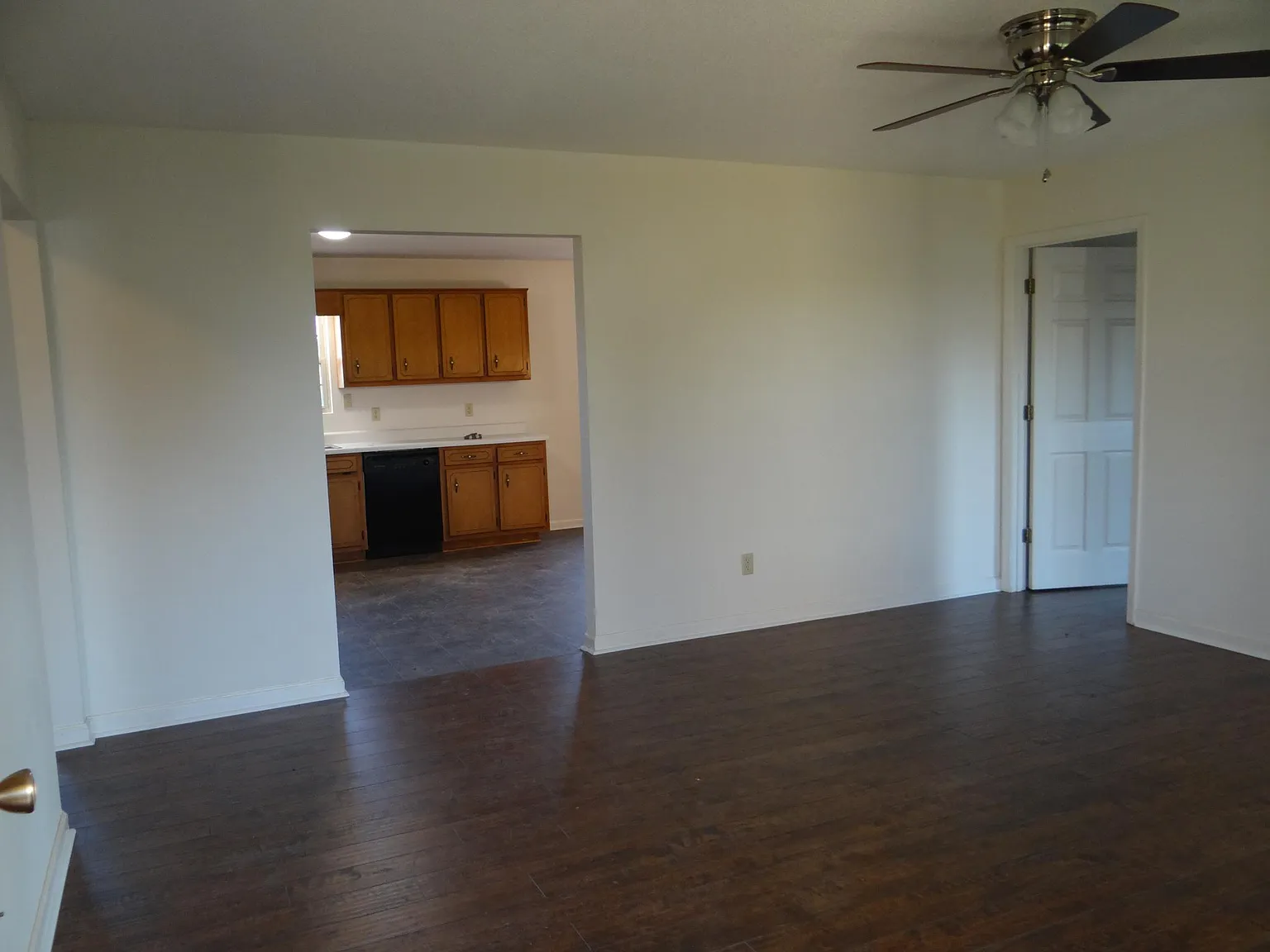 182 Hunt Hollow Dr — Photo 3