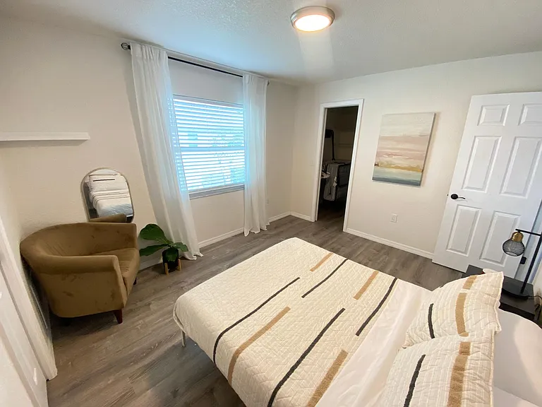262 Long Meadow Ln — Photo 20