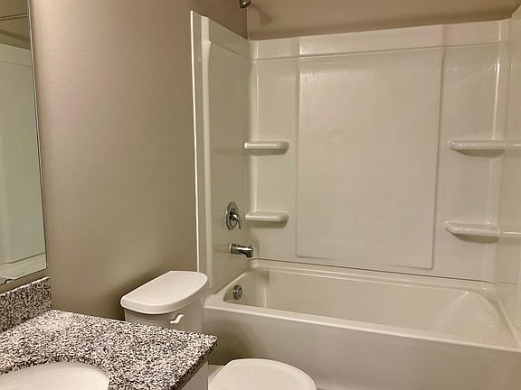 5th image of 3806 Bellingham Ct