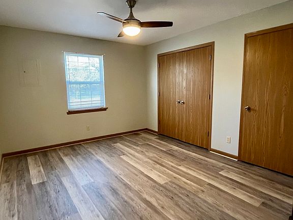 3rd image of 2650 Sunset Ln #1