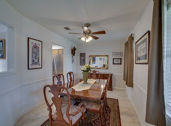 4th image of 804 Avenue C