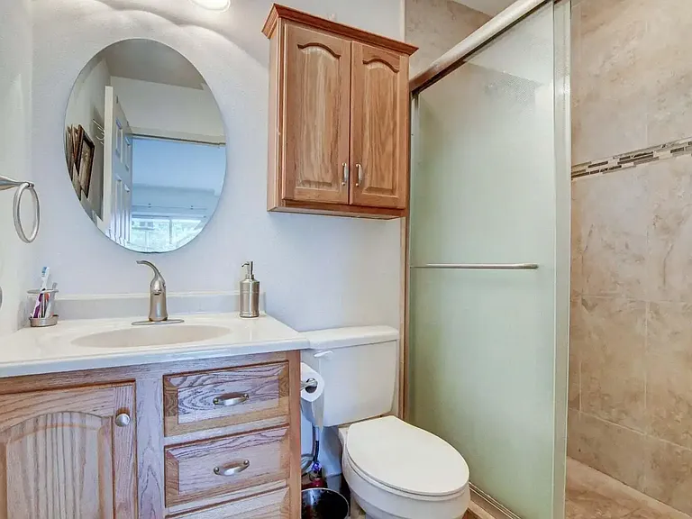 43 Waterford Cir #B — Photo 25