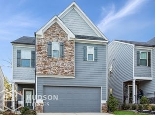 3960 Lake Manor Way, Atlanta, GA 30349