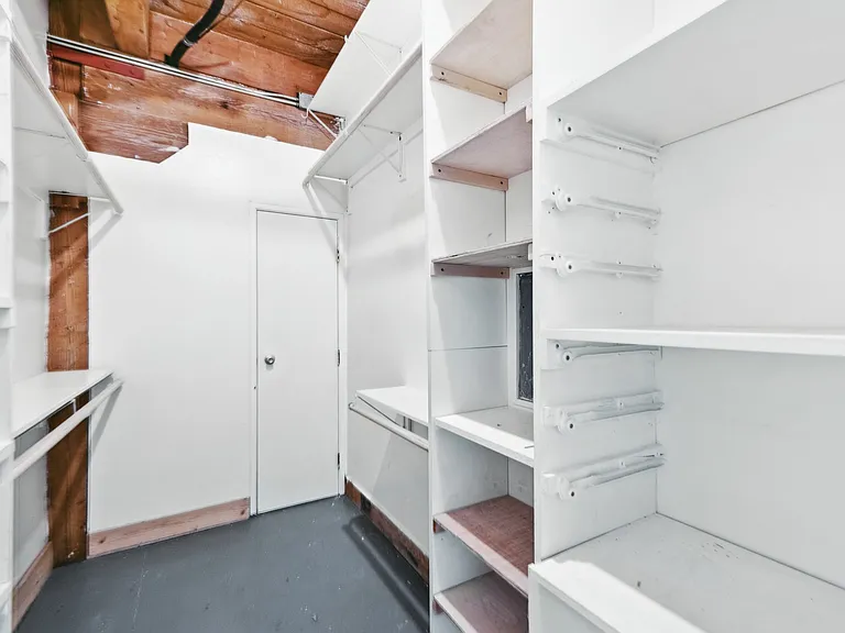 Newberry Lofts — Photo 15