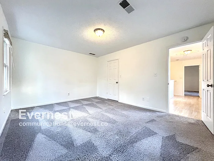 405 Revere Ct — Photo 23