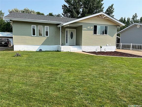 3rd image of 214 Westview DRIVE