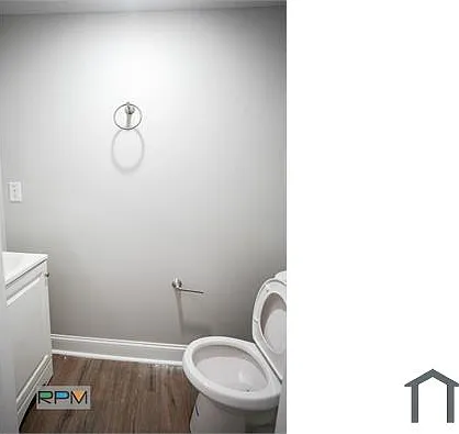 3 bed, $1,900 — Photo 3