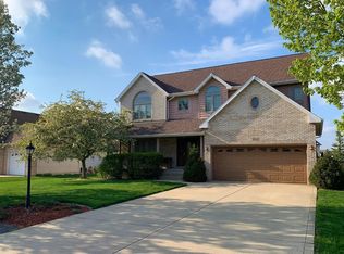 8340 Doubletree Dr S, Winfield, IN 46307