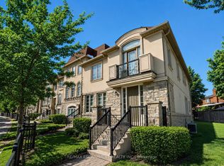 131 Robert Speck Pkwy, Mississauga, ON L4Z 0A6