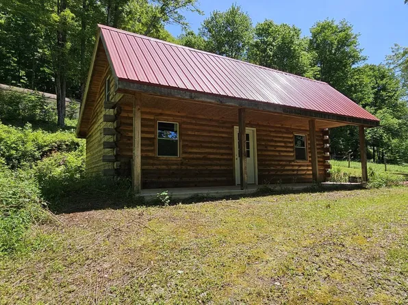 56 Irwin Pond Trl, Honesdale, PA 18431