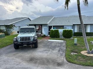 4355 Lucerne Villas Ln, Lake Worth, FL 33467