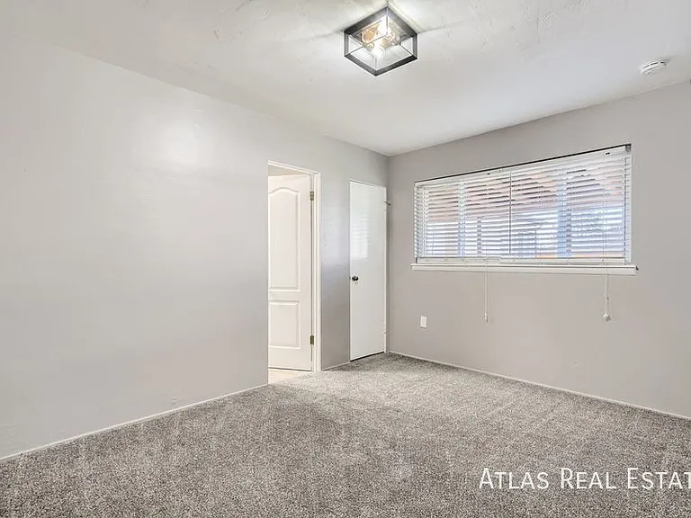 1620 Phoenix Ct — Photo 5