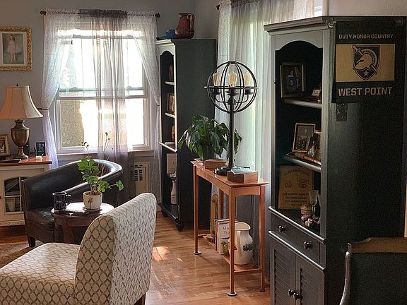 4th image of 514 Fernwood Ave