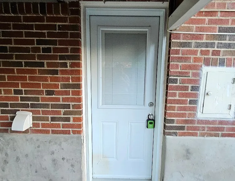259 Tower Dr #1 — Photo 2