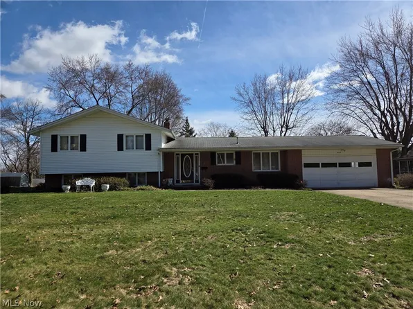 800 Weber Ave NE, North Canton, OH 44720