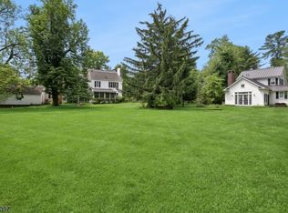 111 Village Rd, New Vernon, NJ 07976