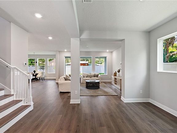 4th image of 4019 W North B St