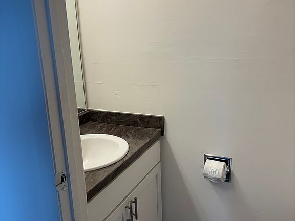 4th image of 5002 Oakbrook Dr #5002