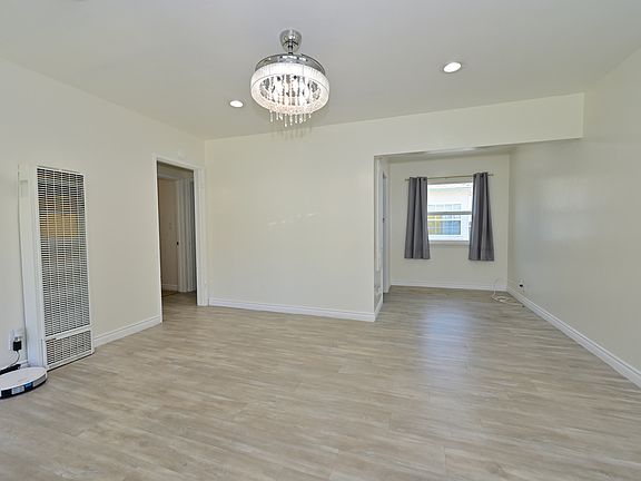 4th image of 5743 1/2 S Baldwin Ave