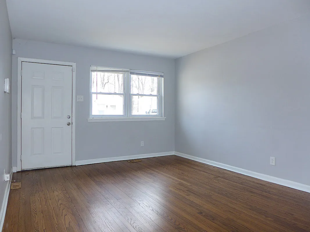 2 bed, 800 sqft, $1,195 — Photo 3