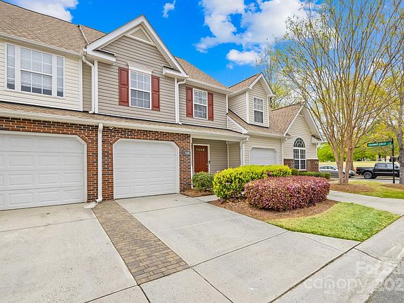 4th image of 11308 Morgan Valley Ln