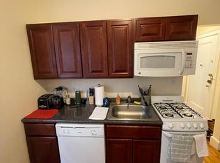 2 Lothian Rd #102, Brighton, MA 02135