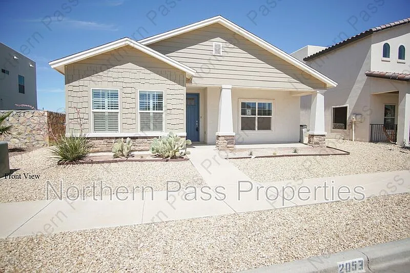 3 bed, 2.0 bath, 1490 sqft, $1,885 — Photo 4