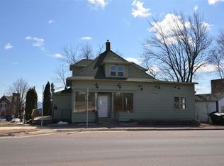 1032 E 9th St, Duluth, MN 55805