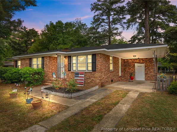 5202 Pala Verde Dr, Fayetteville, NC 28304