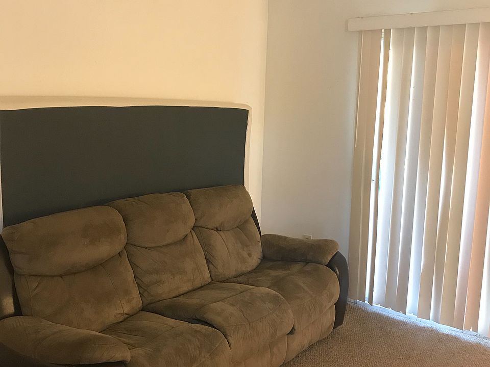 1st image of 910 Chestnut Hill Dr #1-G