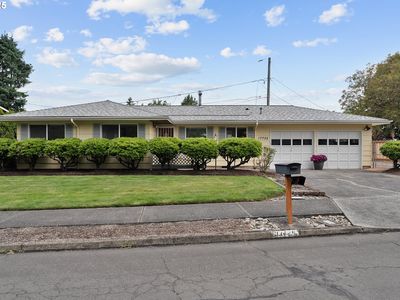 17725 NE Multnomah Dr, Portland, OR, 97230