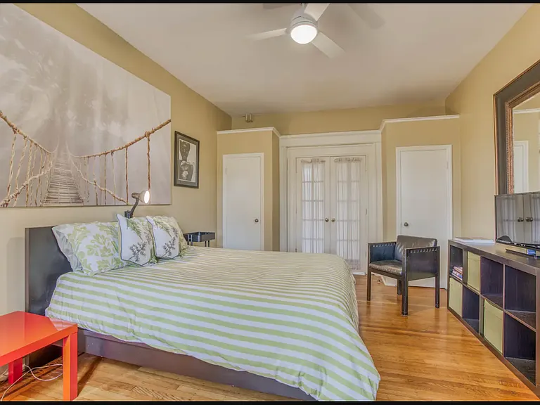 311 E 30th St #1 — Photo 5