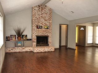 9322 Willow Meadow Dr, Houston, TX 77031